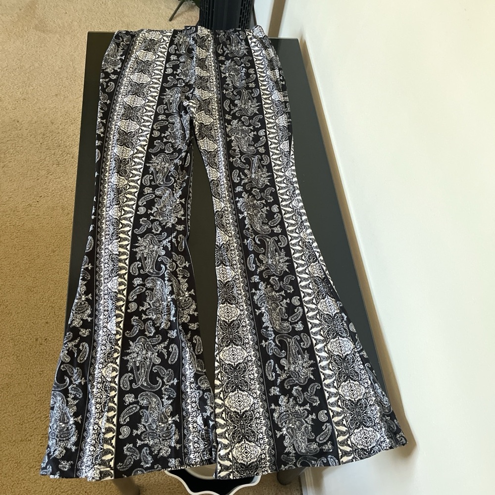 Elegant Black and White Floral Women's Flare Pants